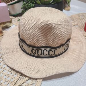 Gucci Beige Knit Bucket Hat